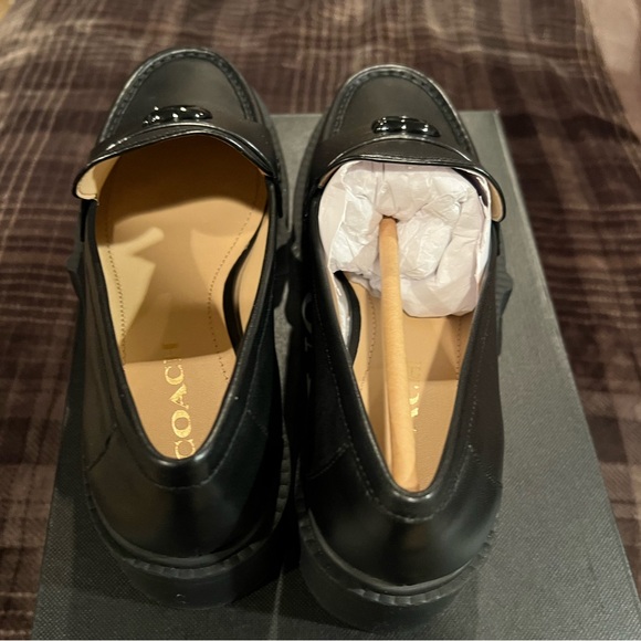BNIB Coach Leah Loafer in Black leather size 8.5 - Picture 3 of 9